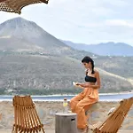 Petra & Fos Boutique & Hotel