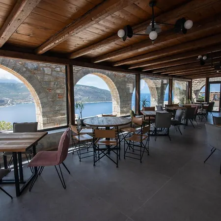 Petra & Fos Boutique & 4* 이틸로