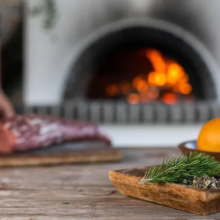 Ξενοδοχείο Petra & Fos Boutique & 4*