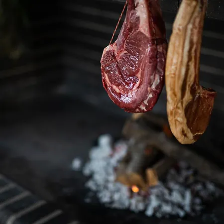 Petra & Fos Boutique & Οίτυλο