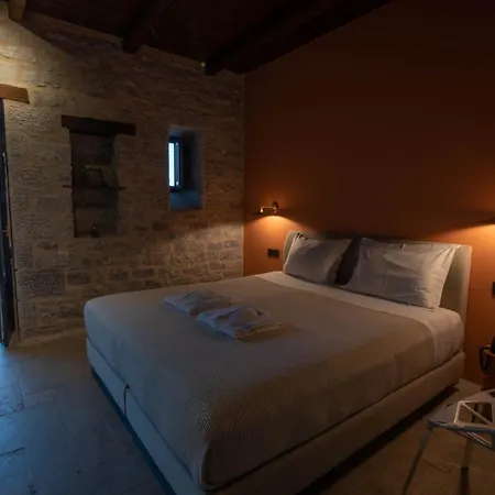 Petra & Fos Boutique & Otel 4*