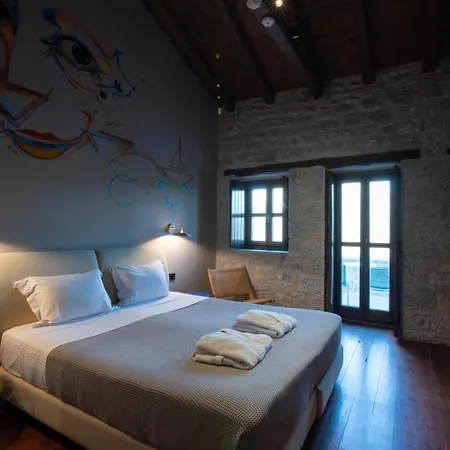 Ξενοδοχείο Petra & Fos Boutique & 4*