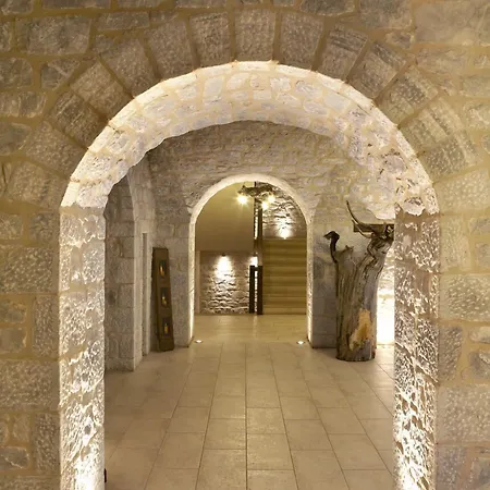 Petra & Fos Boutique & 호텔 이틸로