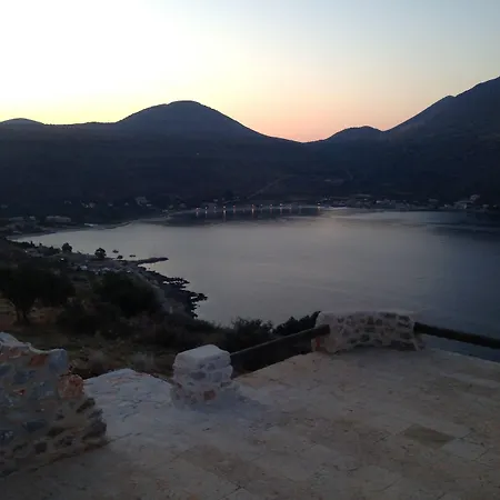 Petra & Fos Boutique & 4*