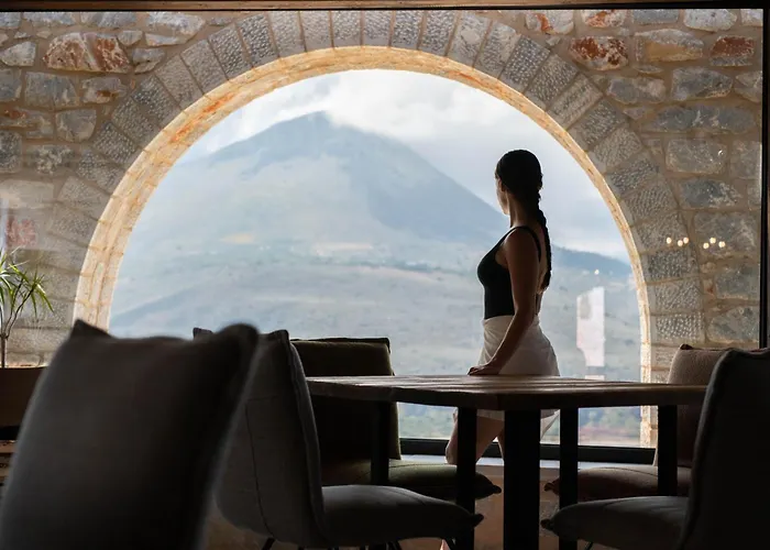 Petra & Fos Boutique &