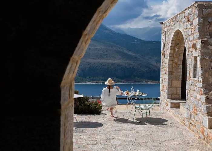 Petra & Fos Boutique & Hotel Oítilon