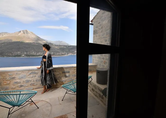 Petra & Fos Boutique & Hotel 4*