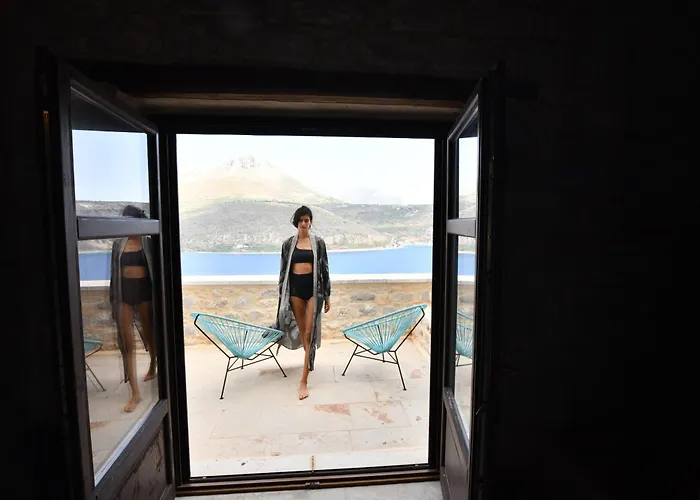 Petra & Fos Boutique & Hotel Oítilon