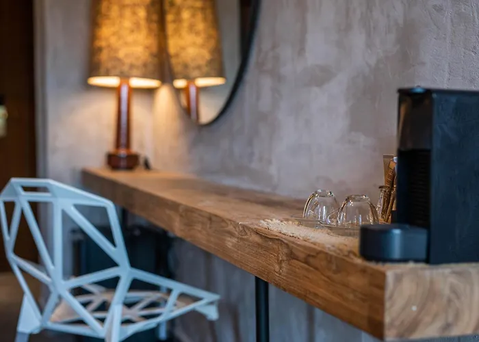 Petra & Fos Boutique & Hotel 4*