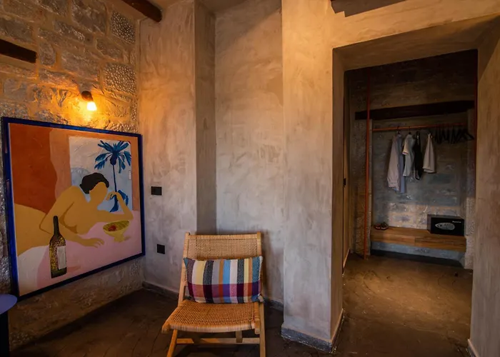 Petra & Fos Boutique & 4*