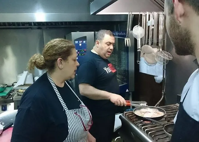 Petra & Fos Boutique & מלון אויטילון