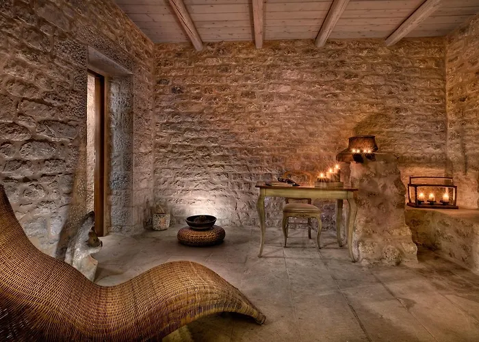 Petra & Fos Boutique & מלון אויטילון